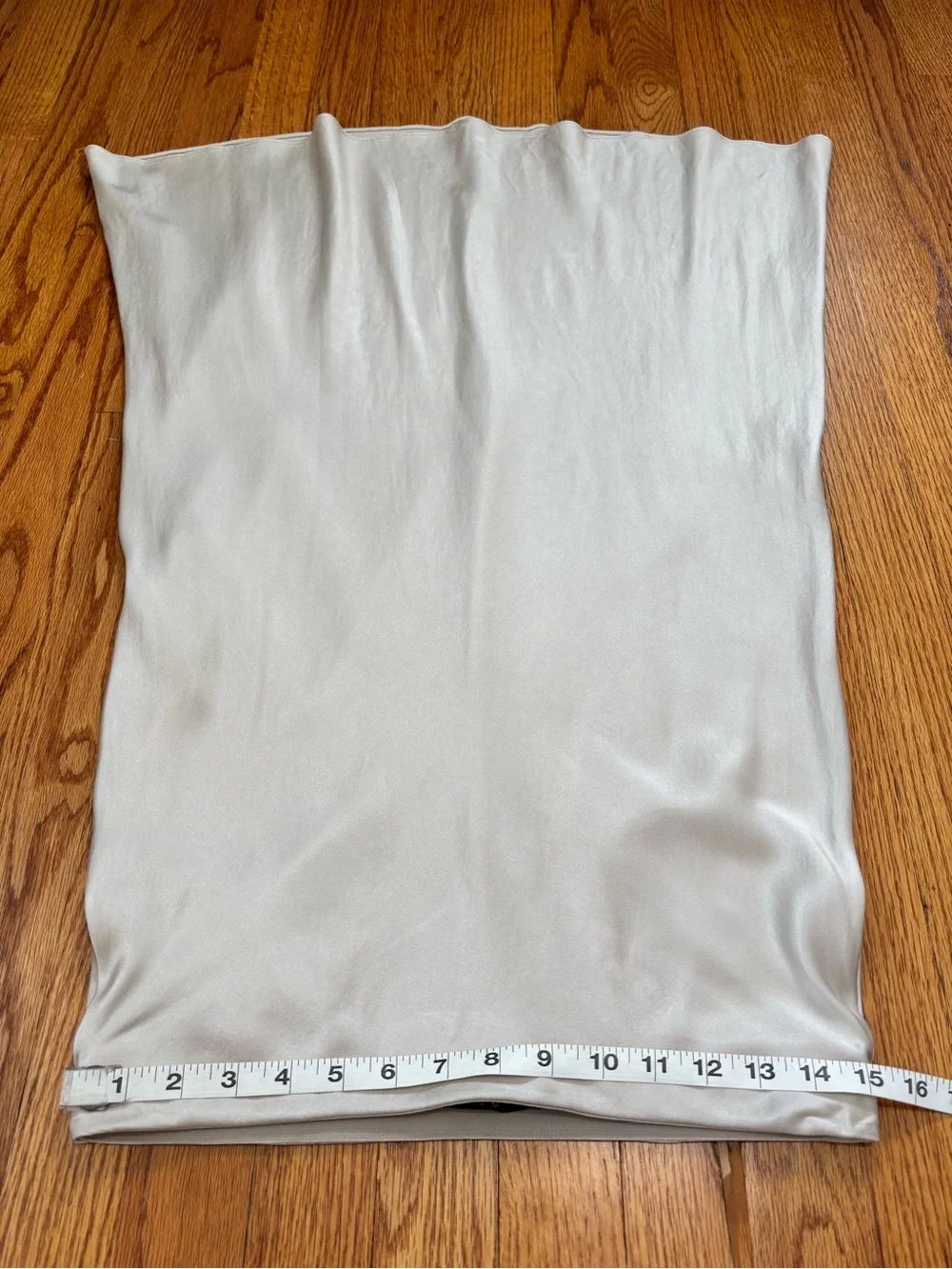 Quince Luxury Modern Feminine 100% Silk Champagne Satin Pull On Midi Skirt Sz M